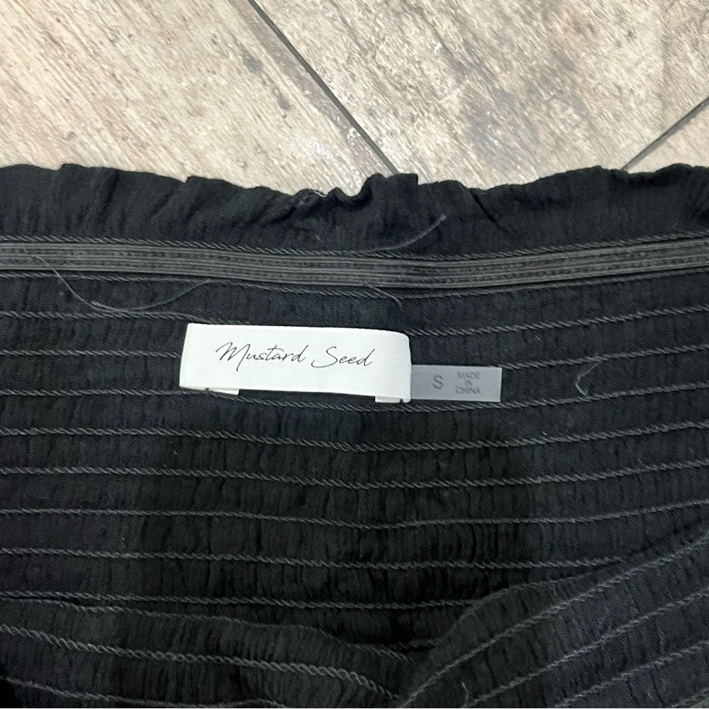 Black Ruffled Mini Skort - Picture 2 of 3